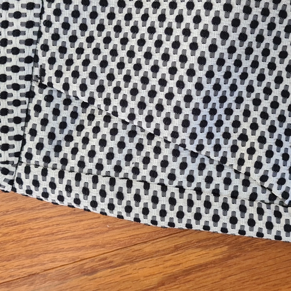 Express Capris - Picture 5 of 6